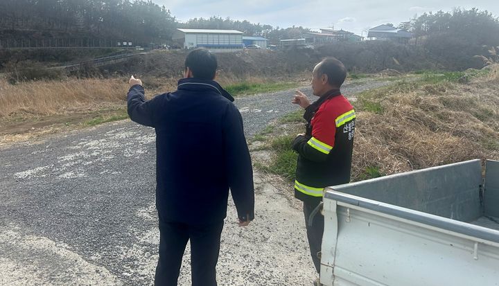 [창녕=뉴시스] 창녕군이 산불 예방을 위해 홍보 예찰활동을 하고 있다. (사진= 창녕군 제공) 2025.04.02. photo@newsis.com *재판매 및 DB 금지