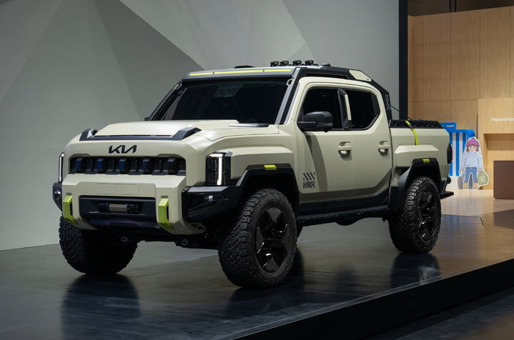 [서울=뉴시스] '2025 서울모빌리티쇼' 기아관 '타스만 존'에 전시된 타스만 위켄더. (사진=기아) 2025.04.03 photo@newsis.com *재판매 및 DB 금지