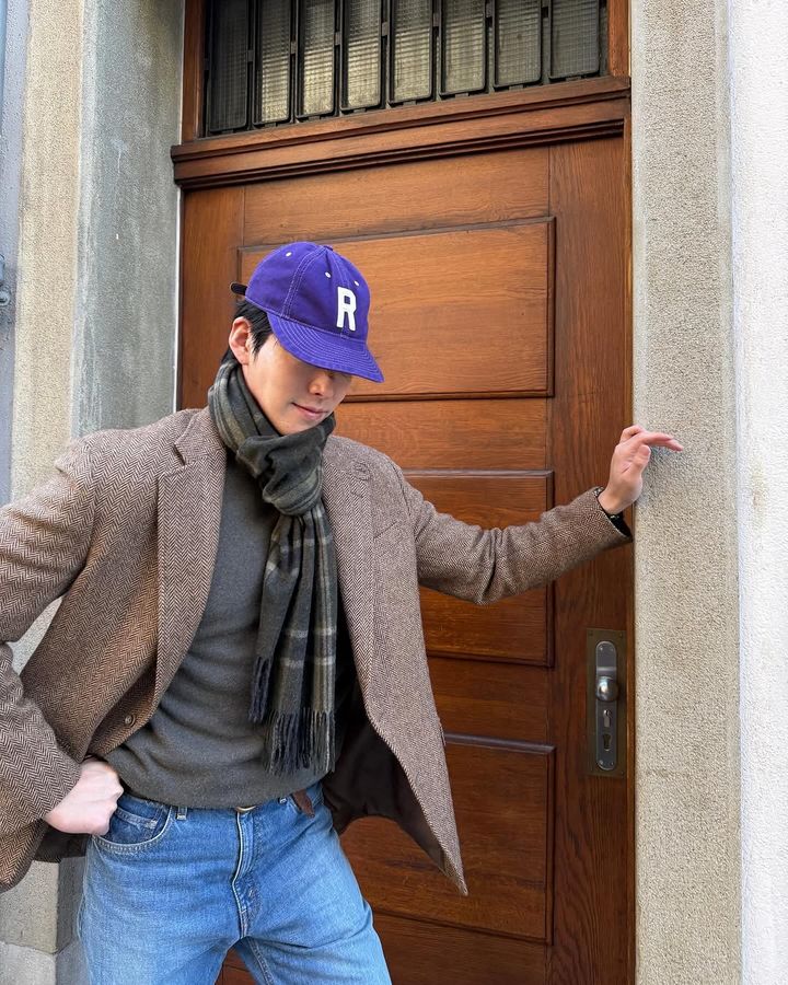 [서울=뉴시스] 배우 김우빈이 근황을 공개했다. (사진=김우빈 인스타그램 캡처) 2025.04.04. photo@newsis.com *재판매 및 DB 금지