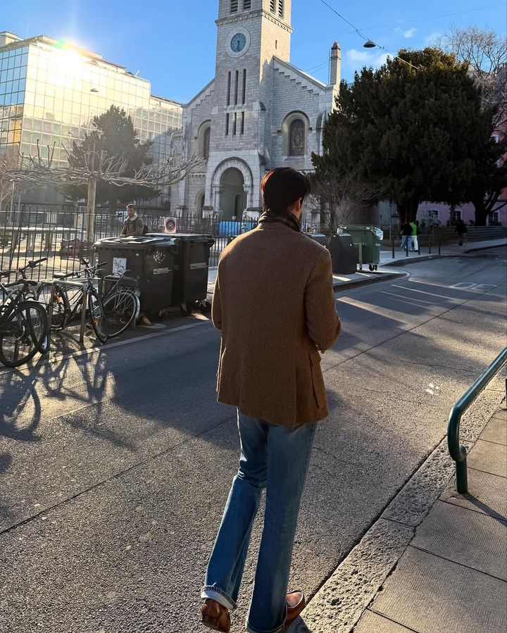 [서울=뉴시스] 배우 김우빈이 근황을 공개했다. (사진=김우빈 인스타그램 캡처) 2025.04.04. photo@newsis.com *재판매 및 DB 금지