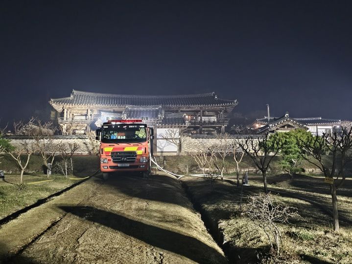 [서울=뉴시스] 안동 병산서원 화재 대비 현장 (사진=국가유산청 제공) 2025.04.04. photo@newsis.com *재판매 및 DB 금지