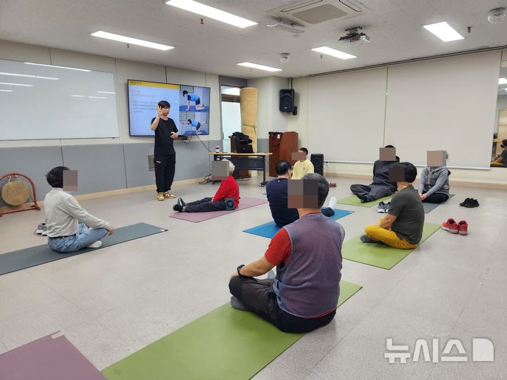 충북대병원, 보건소와 협력해 '장애인 재활 사업' 나선다