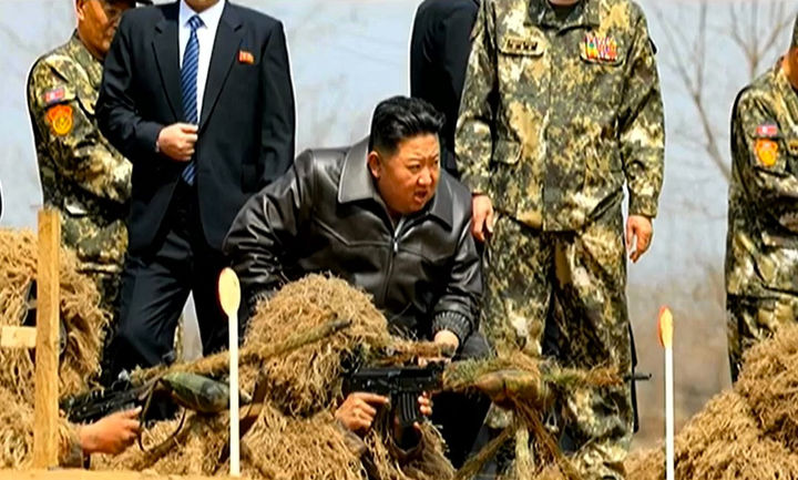 [서울=뉴시스] = 김정은 북한 국무위원장이 지난 4월4일 특수작전부대 훈련기지를 방문하고 종합훈련을 지도했다고 조선중앙통신이 5일 보도했다. (사진=조선중앙TV 캡처) 2025.05.02. photo@newsis.com *재판매 및 DB 금지