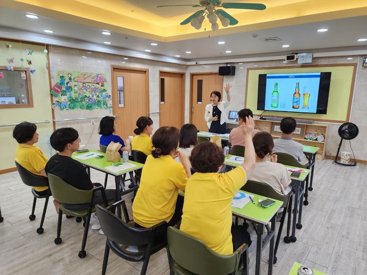 [구미=뉴시스] 심리상담 프로그램 운영 (사진=구미시 제공) 2025.04.06 photo@newsis.com *재판매 및 DB 금지
