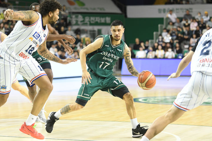 [서울=뉴시스] 프로농구 원주 DB의 이선 알바노. (사진=KBL 제공)