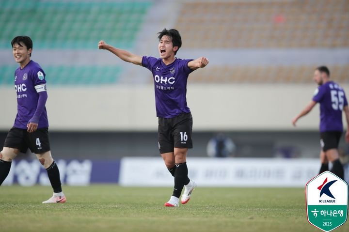 [서울=뉴시스] 프로축구 K리그1 FC안양의 최규현. (사진=한국프로축구연맹 제공) *재판매 및 DB 금지