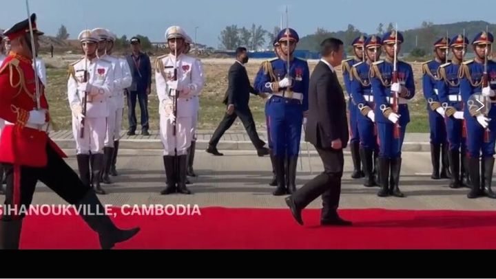 美 군함, '중국 거점' 캄보디아 레암항에 첫 기항