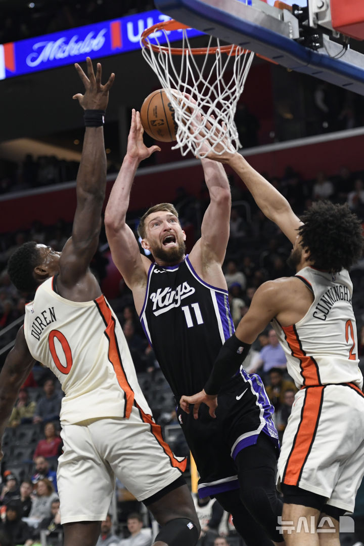 [디트로이트=AP/뉴시스] 미국프로농구(NBA) 새크라멘토 킹스의 도만타스 사보니스. 2025. 4. 7.