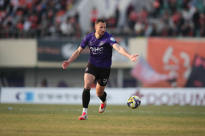 [서울=뉴시스] 프로축구 K리그1 FC안양의 토마스. (사진=한국프로축구연맹 제공) *재판매 및 DB 금지