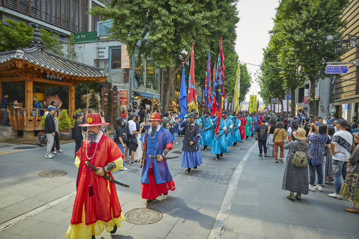 [서울=뉴시스] 수믄장 순라의식 (사진=국가유산진흥원 제공) 2025.04.09. photo@newsis.com *재판매 및 DB 금지