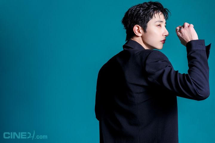 [서울=뉴시스] 이수혁. (사진=씨네21 제공) 2025.04.09. photo@newsis.com *재판매 및 DB 금지