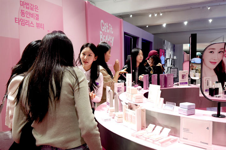 [서울=뉴시스] CJ온스타일(온스타일)은 상반기 최대 쇼핑 행사 '컴온스타일'의 중간 집계 결과, 뷰티·식품 거래액이 전년 행사 기간 대비 각각 13%, 40% 상승했다고 11일 밝혔다. (사진=온스타일 제공) *재판매 및 DB 금지