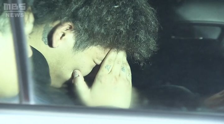[뉴시스]일본에서 여고생을 유인해 여러 차례에 걸쳐 성매매를 시킨 일본 20대 남성 3명이 경찰에 붙잡혔다. (사진=일본 MBS뉴스 캡처) 2025.4.11 *재판매 및 DB 금지