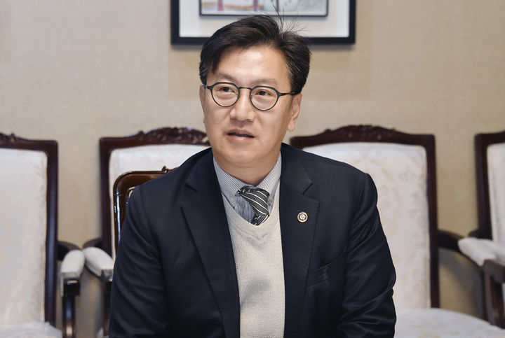 [세종=뉴시스] 김범석 기획재정부 1차관은 11일 서울 종로구 정부서울청사에서 열린 '제33차 물가관계차관회의'를 주재하고 긴급 할당관세 적용 방침을 밝혔다. (사진=기재부 제공) 2025.04.11. photo@newsis.com *재판매 및 DB 금지