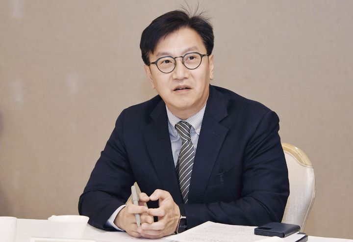 [서울=뉴시스] 김범석 기획재정부 차관이 11일 오후 서울 종로구 정부서울청사에서 제15차 부동산 시장 및 공급상황 점검 전담반 회의를 주재하고 있다. (사진=기획재정부 제공) 2025.04.11. photo@newsis.com *재판매 및 DB 금지