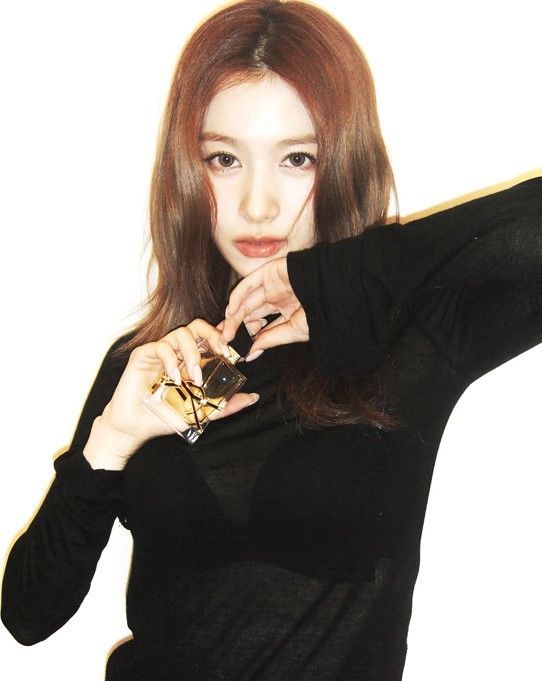 [서울=뉴시스] 사나.(사진=사나 인스타그램 갈무리) *재판매 및 DB 금지