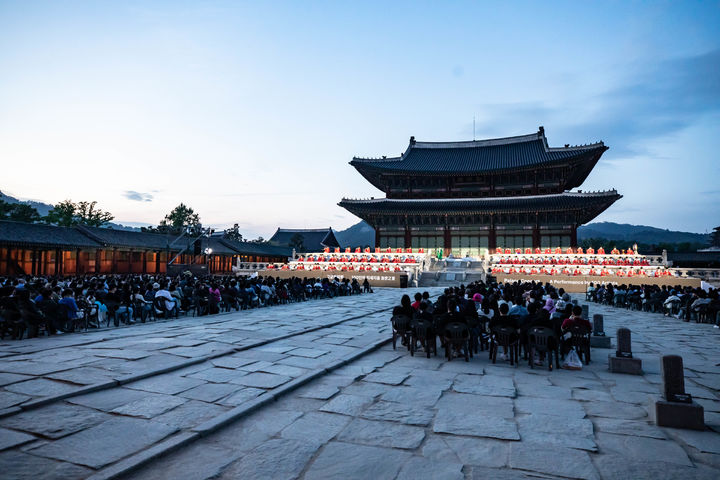 [서울=뉴시스] 2024년 궁중문화축전 고궁음악회-100인의 치세지음 (사진=국가유산청 제공) 2025.04.15. photo@newsis.com *재판매 및 DB 금지