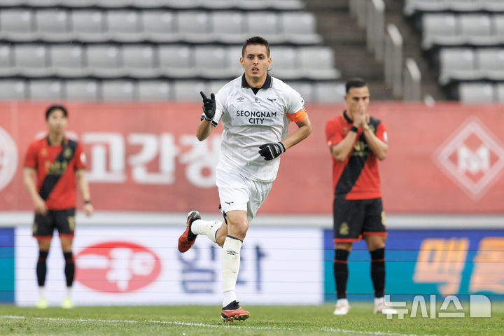 [서울=뉴시스]K리그2 7라운드 MVP 성남 후이즈. (사진=한국프로축구연맹 제공)