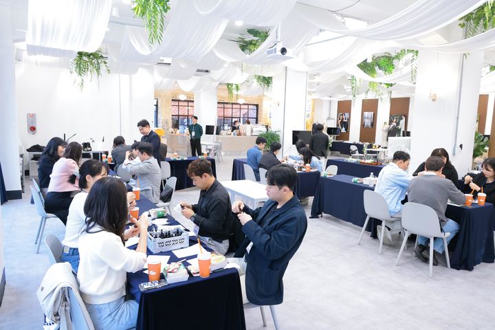 [대구=뉴시스] 대구 서구는 청년 만남 장려 프로그램 '취향의 발견'을 운영 중이다. (사진=대구 서구 제공) 2025.04.15. photo@newsis.com *재판매 및 DB 금지