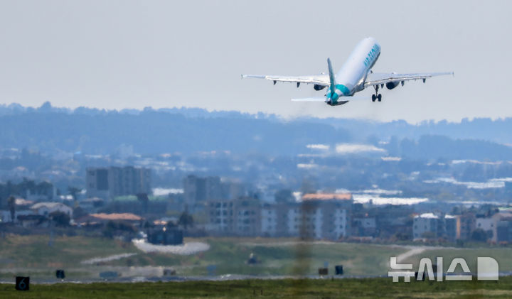 생산 정체로 현대화 늦어지는 항공업계…비용 부담 커진다