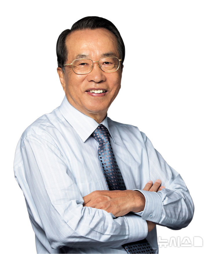 "인재육성을 향한 신념" 김재철 동원그룹 명예회장 [이주의 유통人] - 뉴스 썸네일 이미지