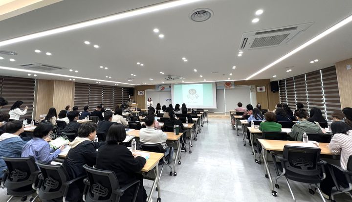 울산 노인들 맞춤형 '자살 예방'…'백세 마음 두드림' 추진