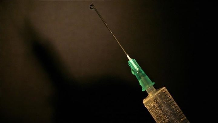[서울=뉴시스]베를린의 한 의사가 통증 완화 치료를 받는 환자 15명을 살해한 혐의로 기소됐다고 독일 검찰이 16일 발표했다. 개인정보보호법에 따라 이름이 공개되지 않은 이 의사는 또 증거 은폐를 위해 환자들의 집에 불을 지른 혐의도 받고 있다. <사진 출처 : 아나돌루 통신> 2025.04.16.