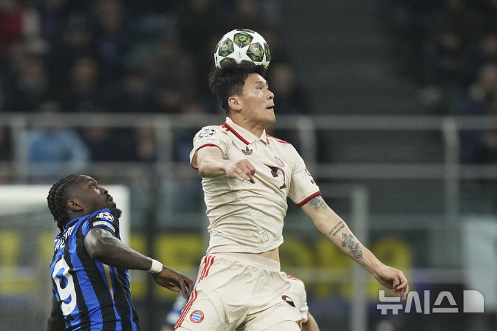 [밀라노=AP/뉴시스]UCL 4강 진출 실패한 뮌헨 김민재. 2025.04.16.