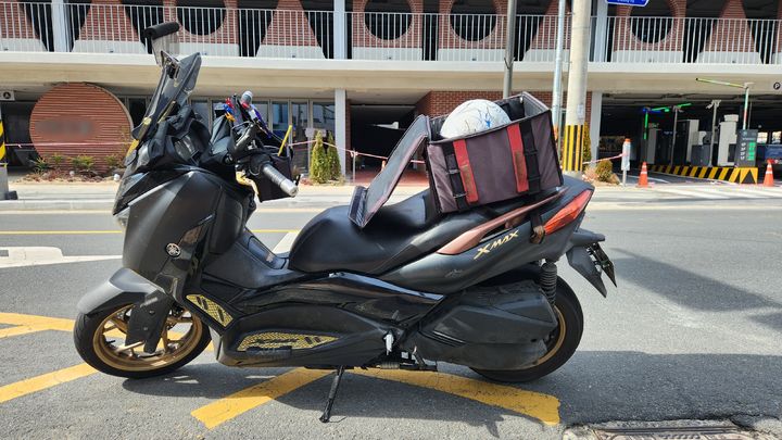 [진주=뉴시스]이륜차 불법 번호판 사용.(사진=진주경찰서 제공).2025.04.17.photo@newsis.com *재판매 및 DB 금지