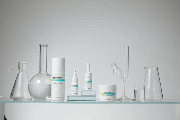 [서울=뉴시스] 구다이글로벌이 출시한 코스메틱 브랜드 닥터나인틴의 제품. (사진=구다이글로벌 제공) 2025.4.17. photo@newsis.com *재판매 및 DB 금지