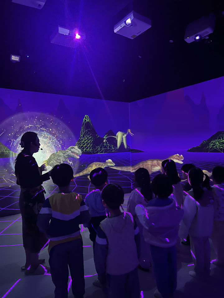 전남도교육청 나주도서관이 운영하는 '3D 실감형 동화구연 체험 프로그램'. (사진=나주도서관 제공) photo@newsis.com *재판매 및 DB 금지