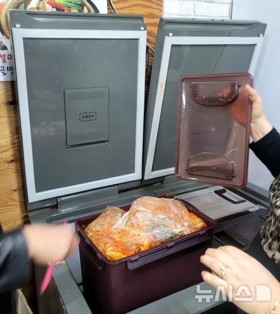 [서울=뉴시스]단속 사진.