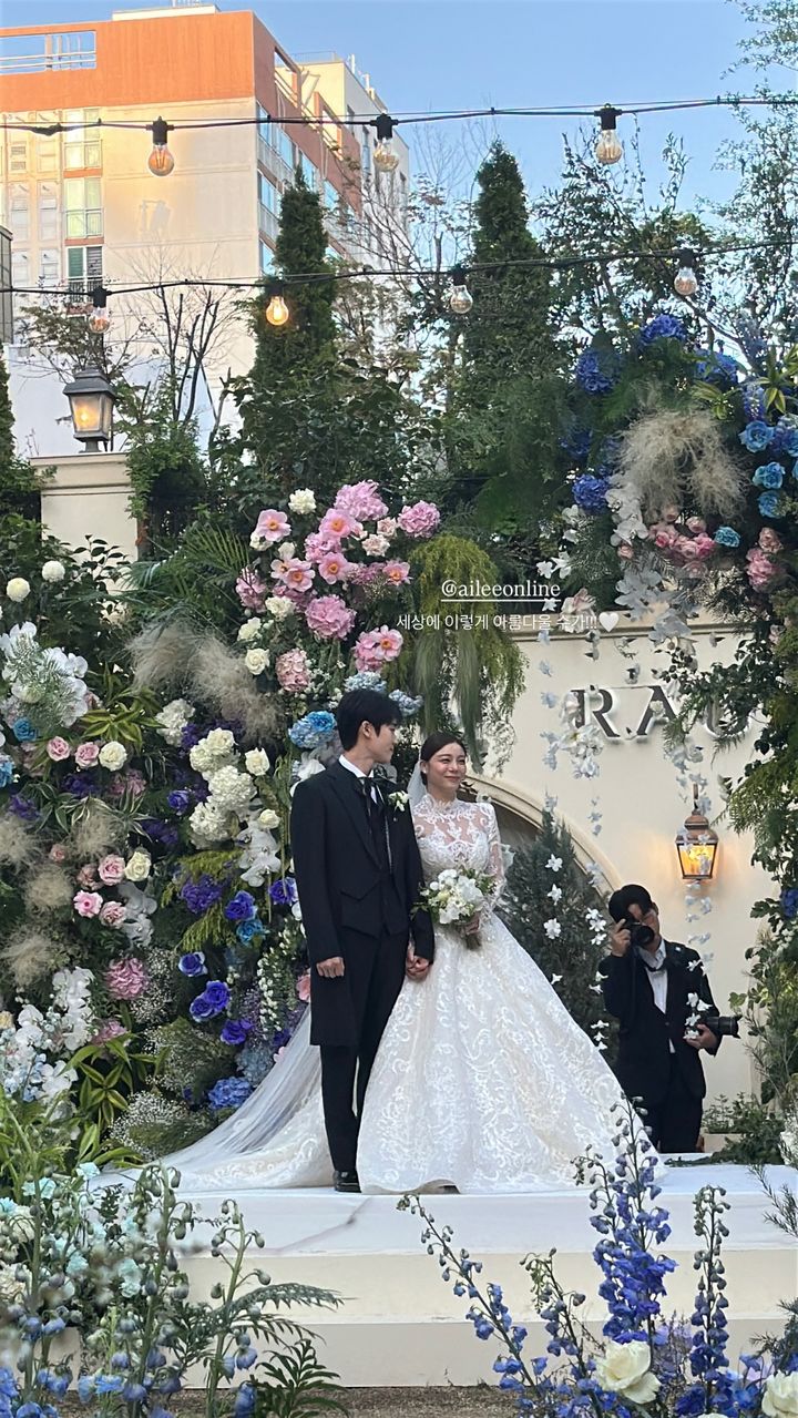 [서울=뉴시스] 최시훈(왼쪽)·에일리 (사진=고원희 인스타그램 캡처) 2025.04.21. photo@newsis.com *재판매 및 DB 금지