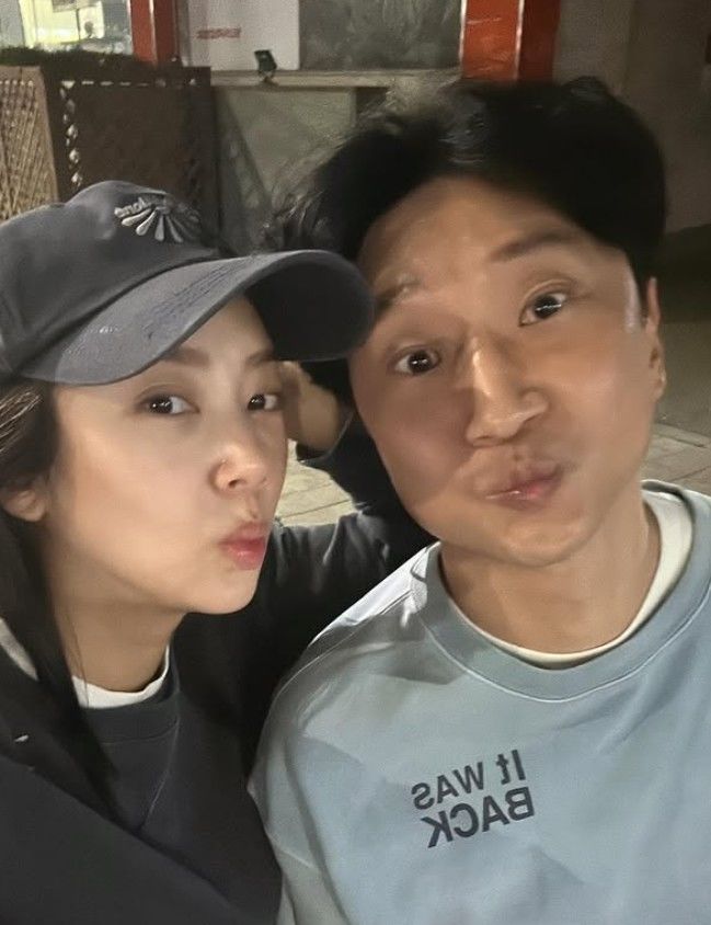 [서울=뉴시스]  손담비, 이규혁. (사진=손담비 인스타그램 캡처) 2025.04.21. photo@newsis.com *재판매 및 DB 금지