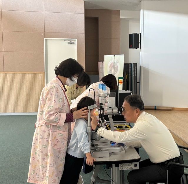 아동 눈 정밀 검진. *재판매 및 DB 금지