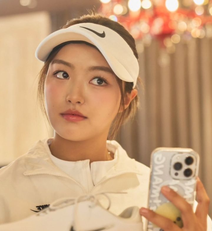 [서울=뉴시스] 이재아. (사진=이수진 인스타그램 캡처) 2025.04.21. photo@newsis.com  *재판매 및 DB 금지