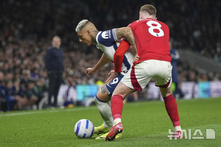 [런던=AP/뉴시스] 잉글랜드 프로축구 프리미어리그(EPL) 토트넘홋스퍼의 히샤를리송. 2025.04.21.