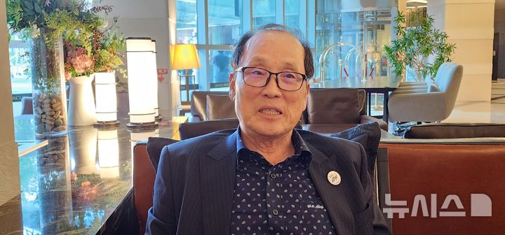 [창원=뉴시스]김기진 기자=22일 장영달 민주당 경남도당 상임고문이 뉴시스와 인터뷰를 하고 있다.sky@newsis.com