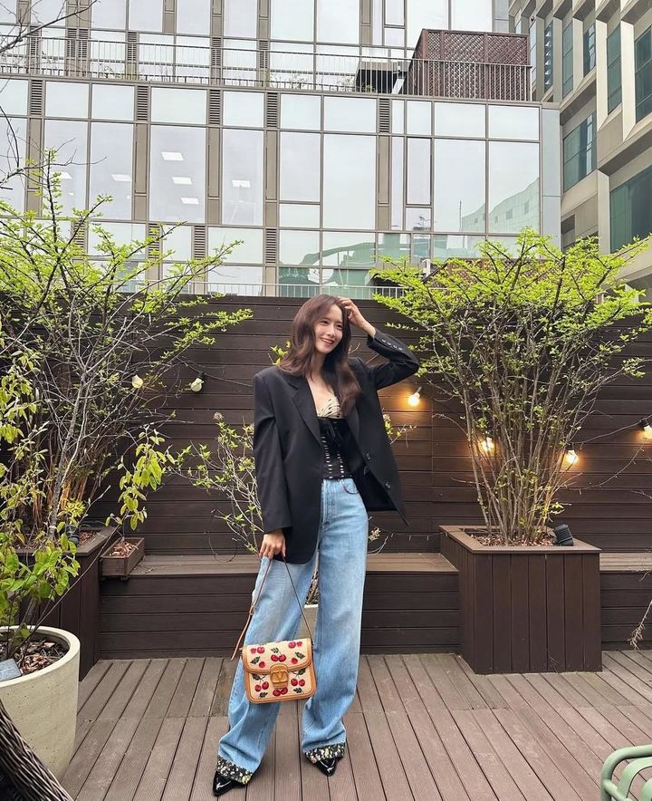 [서울=뉴시스] 윤아. (사진=윤아 인스타그램 캡처) 2025.04.22. photo@newsis.com *재판매 및 DB 금지