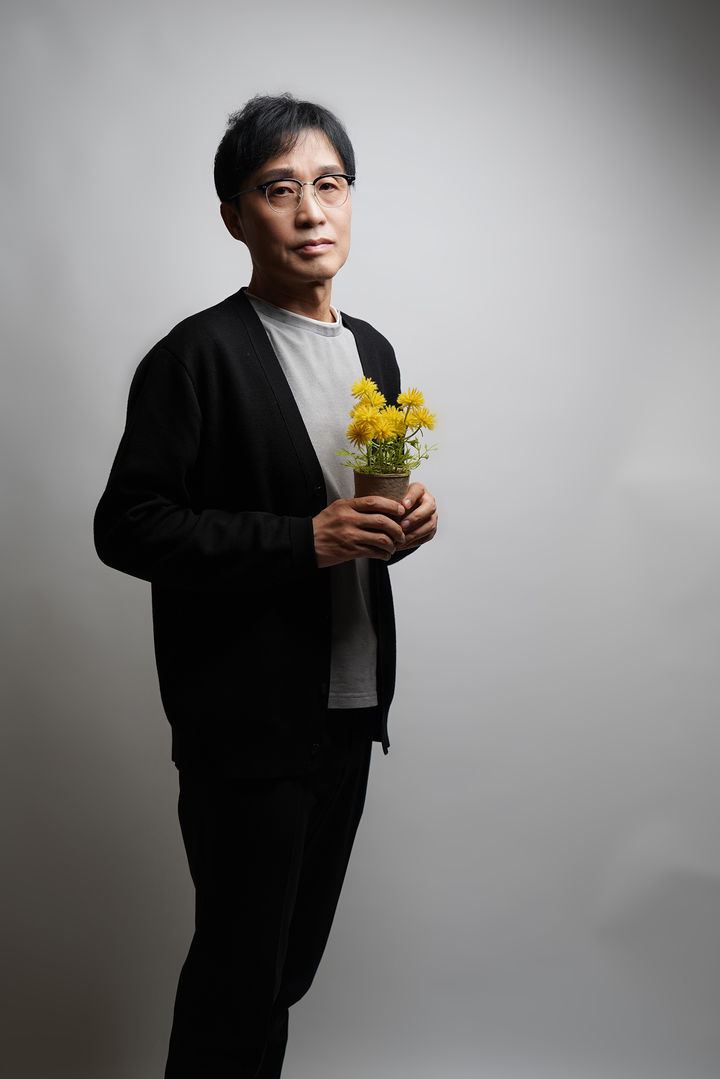 [서울=뉴시스] 허연 시인(사진=월간현대시 제공) 2025.04.22. photo@newsis.com *재판매 및 DB 금지