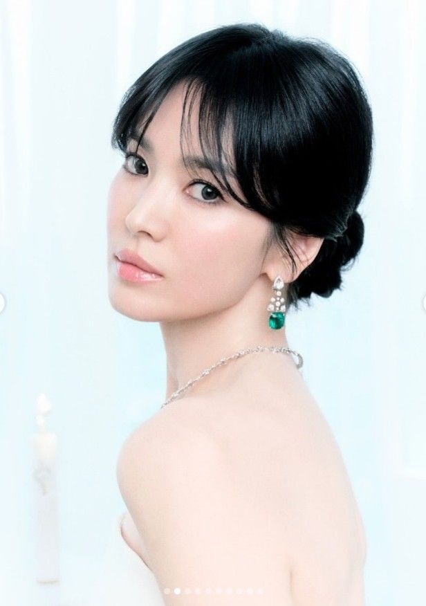 [서울=뉴시스] 송혜교. (사진=송혜교 인스타그램 캡처) 2025.04.23. photo@newsis.com *재판매 및 DB 금지