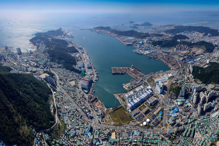 [부산=뉴시스] 부산 감천항 전경 (사진=부산항만공사 제공) 2025.04.23. photo@newsis.com *재판매 및 DB 금지
