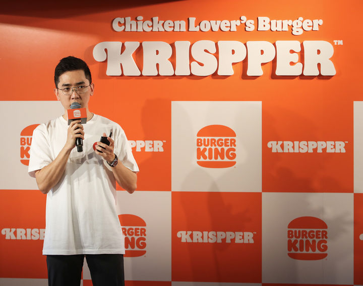 [서울=뉴시스] 이성하 버거킹 최고책임자(CMO)가 신메뉴 출시 기자간담회에서 마케팅 전략 설명을 하고 있다. (사진=비케이알) 2025.04.23. photo@newsis.com&nbsp; *재판매 및 DB 금지