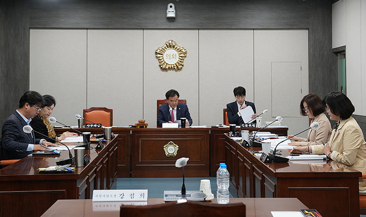 23일 태백시의회 위원회실에서 열린 의원간담회.(사진=태백시의회 제공) *재판매 및 DB 금지