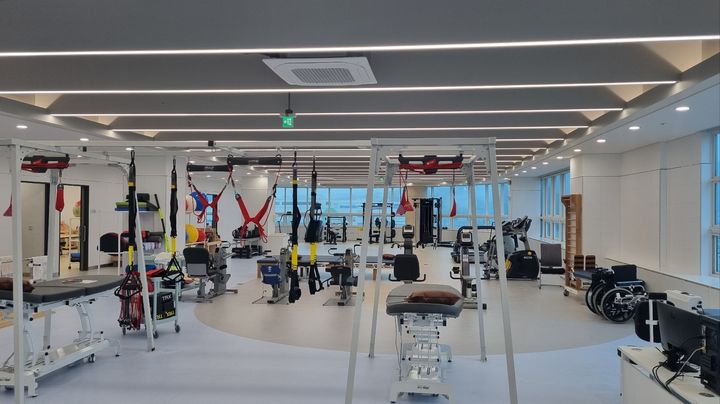 [구미=뉴시스] 근로복지공단 구미의원 개소. (사진=구미시 제공) 2025.04.24 photo@newsis.com *재판매 및 DB 금지