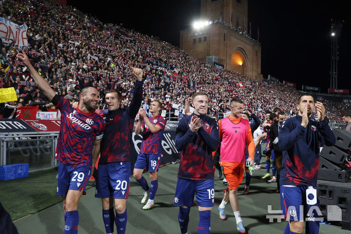 [볼로냐=AP/뉴시스] 이탈리아 프로축구 세리에A의 볼로냐. 2025. 4. 24.