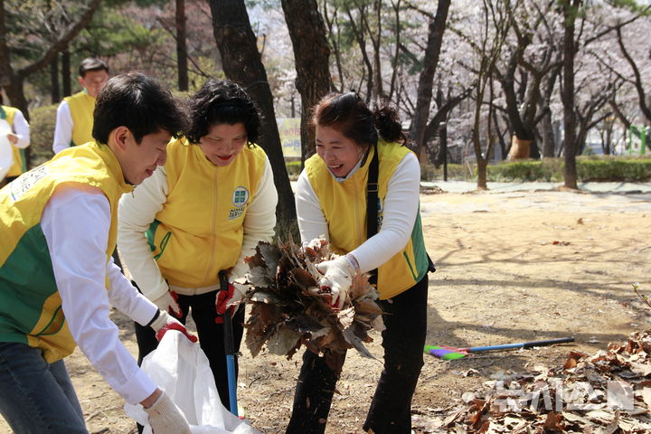 신천지자원봉사단 인천지역연합 제공