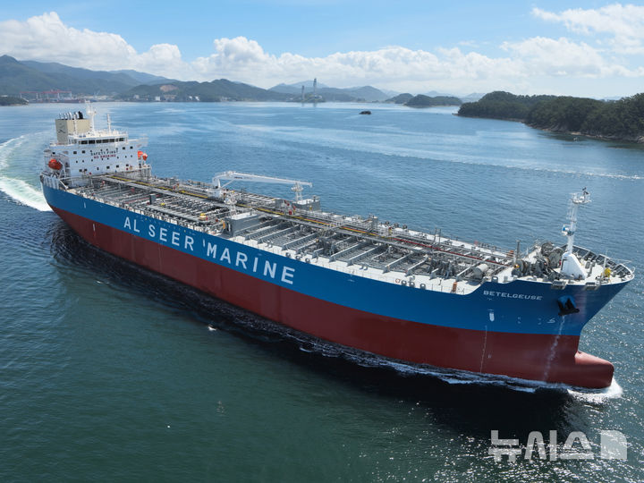 [창원=뉴시스]창원 케이조선이 유럽 2개 선사로부터 총 4척을 수주한 5만t급 석유화학제품운반선의 동형선.(사진=케이조선 제공) 2025.04.25. photo@newsis.com