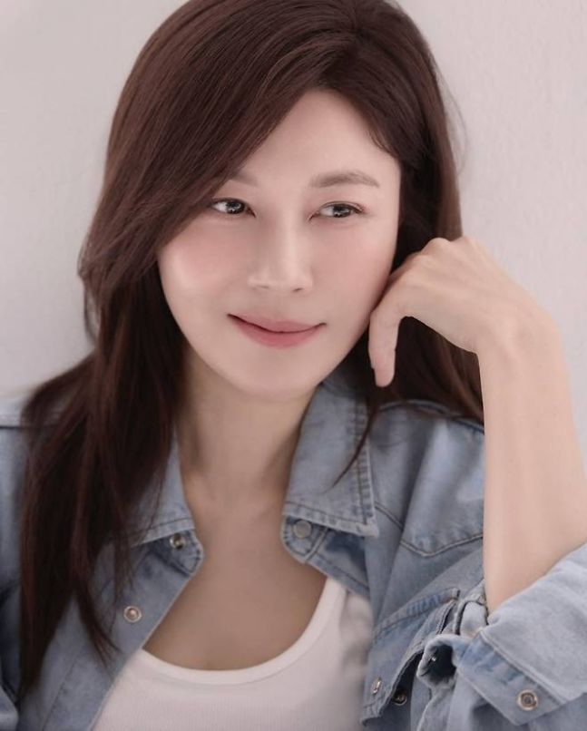 [서울=뉴시스] 김하늘. (사진=김하늘 인스타그램 캡처) 2025.04.26. photo@newsis.com  *재판매 및 DB 금지