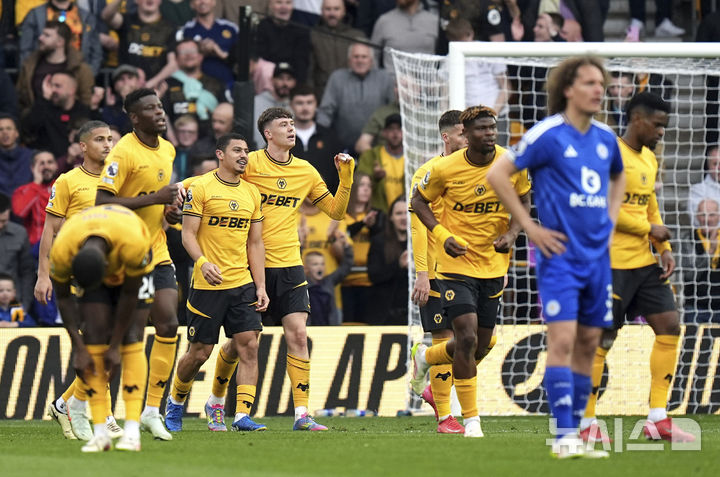 [울버햄튼=AP/뉴시스]울버햄튼, EPL 6연승 질주. 2025.04.26.